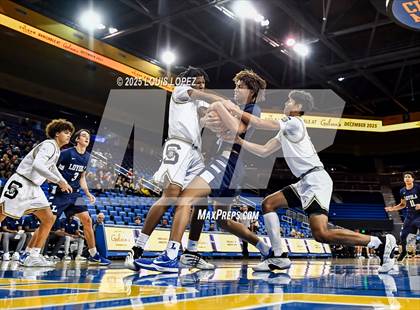 Thumbnail 3 in Servite vs. Loyola photogallery.