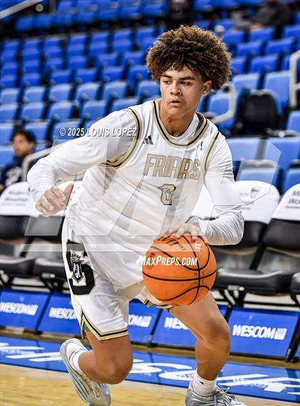 Thumbnail 1 in Servite vs. Loyola photogallery.