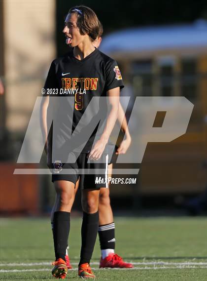 Thumbnail 3 in Archbishop Carroll @ Bishop Ireton photogallery.