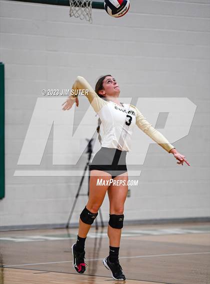 Thumbnail 1 in Round Top-Carmine vs Neches (UIL 1A Region IV Final) photogallery.
