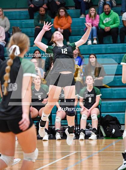 Thumbnail 1 in Round Top-Carmine vs Neches (UIL 1A Region IV Final) photogallery.