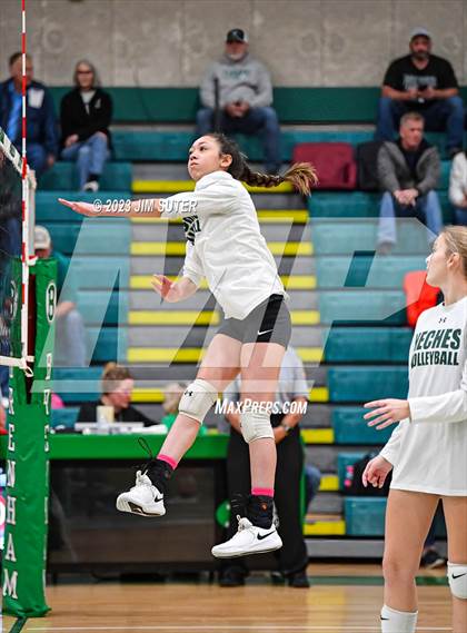 Thumbnail 3 in Round Top-Carmine vs Neches (UIL 1A Region IV Final) photogallery.