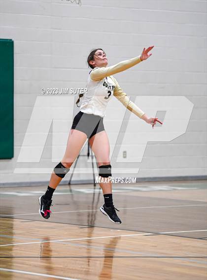 Thumbnail 1 in Round Top-Carmine vs Neches (UIL 1A Region IV Final) photogallery.