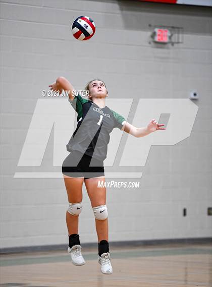 Thumbnail 3 in Round Top-Carmine vs Neches (UIL 1A Region IV Final) photogallery.