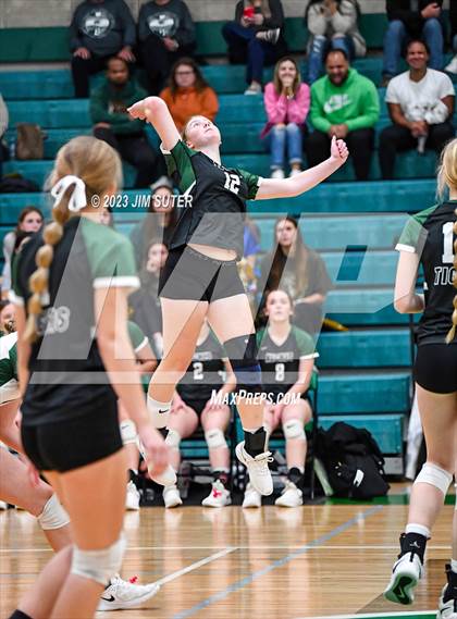Thumbnail 2 in Round Top-Carmine vs Neches (UIL 1A Region IV Final) photogallery.