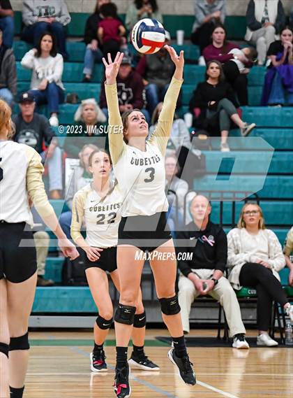 Thumbnail 2 in Round Top-Carmine vs Neches (UIL 1A Region IV Final) photogallery.