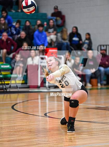 Thumbnail 2 in Round Top-Carmine vs Neches (UIL 1A Region IV Final) photogallery.