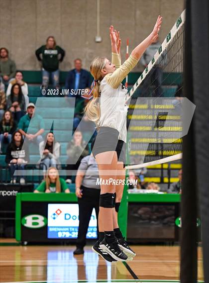 Thumbnail 2 in Round Top-Carmine vs Neches (UIL 1A Region IV Final) photogallery.