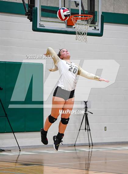 Thumbnail 2 in Round Top-Carmine vs Neches (UIL 1A Region IV Final) photogallery.