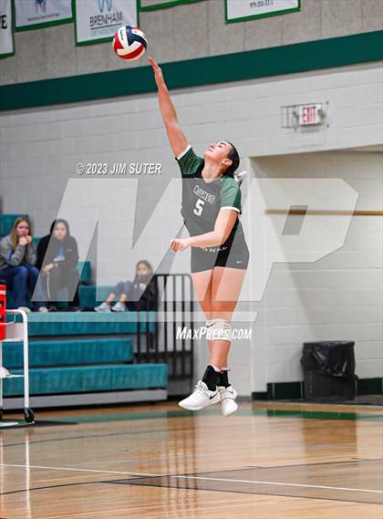 Thumbnail 2 in Round Top-Carmine vs Neches (UIL 1A Region IV Final) photogallery.