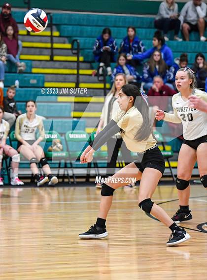 Thumbnail 1 in Round Top-Carmine vs Neches (UIL 1A Region IV Final) photogallery.