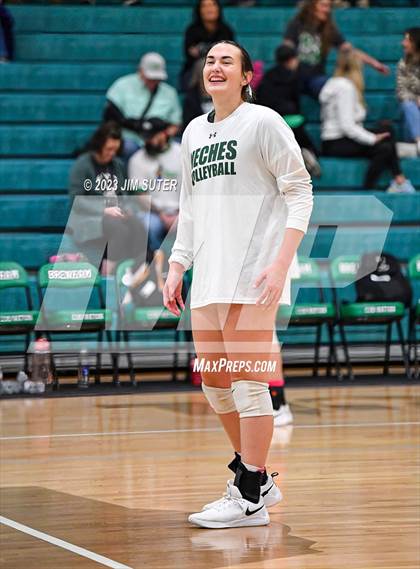 Thumbnail 3 in Round Top-Carmine vs Neches (UIL 1A Region IV Final) photogallery.