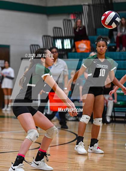 Thumbnail 1 in Round Top-Carmine vs Neches (UIL 1A Region IV Final) photogallery.