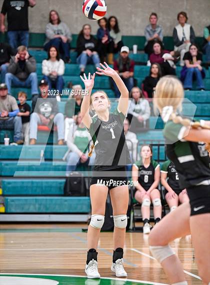Thumbnail 2 in Round Top-Carmine vs Neches (UIL 1A Region IV Final) photogallery.