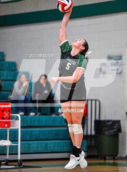 Thumbnail 3 in Round Top-Carmine vs Neches (UIL 1A Region IV Final) photogallery.