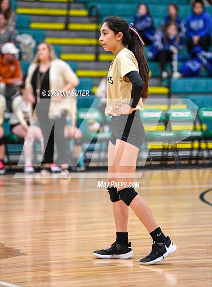 Thumbnail 2 in Round Top-Carmine vs Neches (UIL 1A Region IV Final) photogallery.