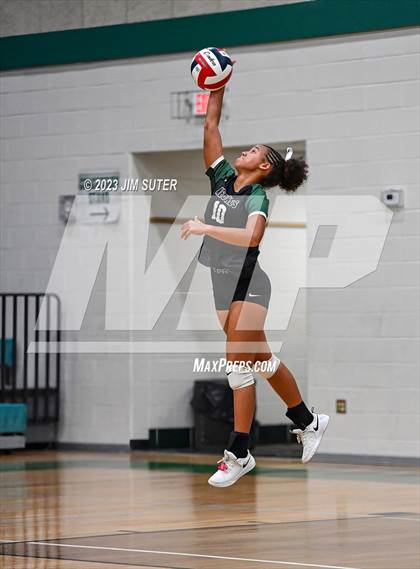 Thumbnail 3 in Round Top-Carmine vs Neches (UIL 1A Region IV Final) photogallery.
