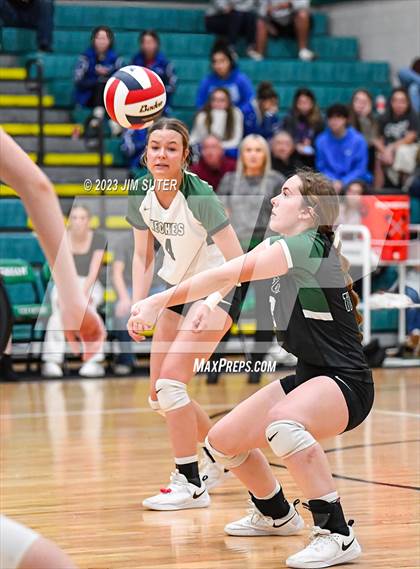 Thumbnail 1 in Round Top-Carmine vs Neches (UIL 1A Region IV Final) photogallery.