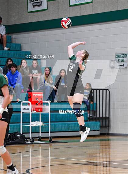 Thumbnail 3 in Round Top-Carmine vs Neches (UIL 1A Region IV Final) photogallery.