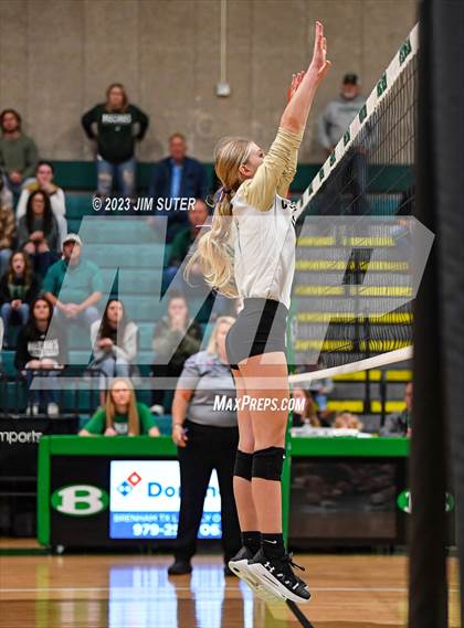 Thumbnail 3 in Round Top-Carmine vs Neches (UIL 1A Region IV Final) photogallery.