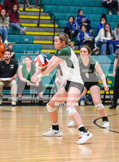 Thumbnail 1 in Round Top-Carmine vs Neches (UIL 1A Region IV Final) photogallery.