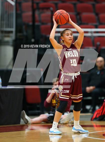Thumbnail 2 in Winslow vs. Page (AIA 3A Semifinals) photogallery.
