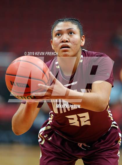Thumbnail 1 in Winslow vs. Page (AIA 3A Semifinals) photogallery.