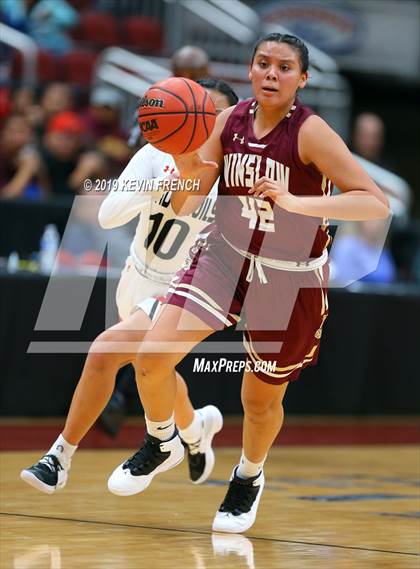 Thumbnail 2 in Winslow vs. Page (AIA 3A Semifinals) photogallery.
