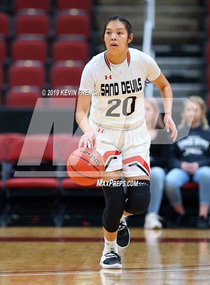 Thumbnail 2 in Winslow vs. Page (AIA 3A Semifinals) photogallery.