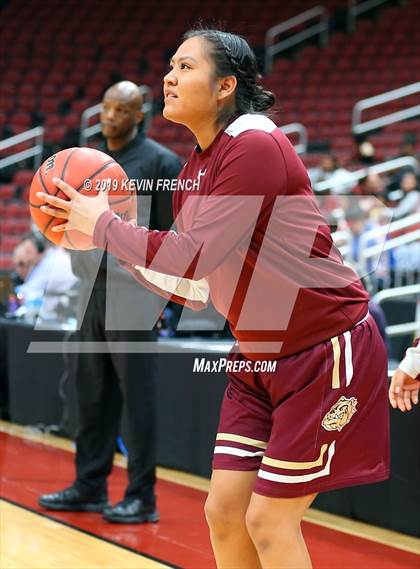 Thumbnail 2 in Winslow vs. Page (AIA 3A Semifinals) photogallery.