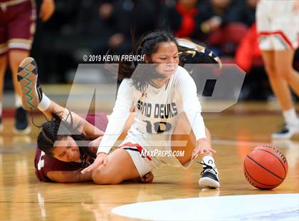 Thumbnail 3 in Winslow vs. Page (AIA 3A Semifinals) photogallery.