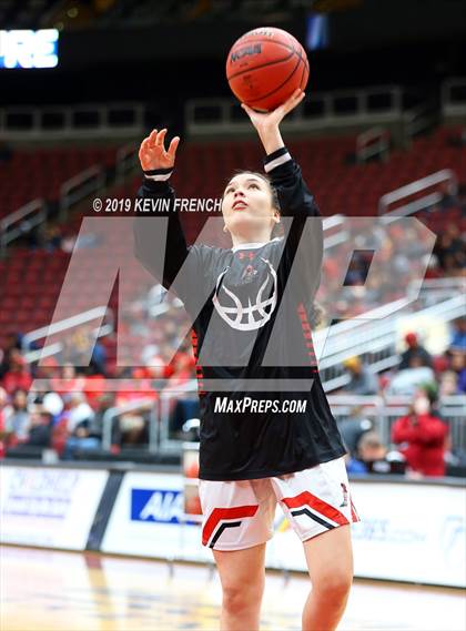 Thumbnail 2 in Winslow vs. Page (AIA 3A Semifinals) photogallery.