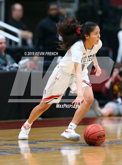 Thumbnail 3 in Winslow vs. Page (AIA 3A Semifinals) photogallery.