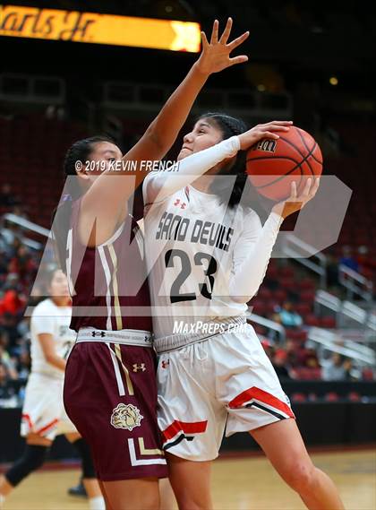 Thumbnail 1 in Winslow vs. Page (AIA 3A Semifinals) photogallery.