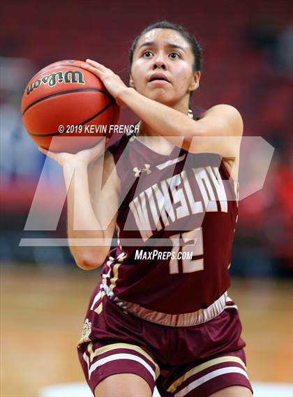 Thumbnail 2 in Winslow vs. Page (AIA 3A Semifinals) photogallery.