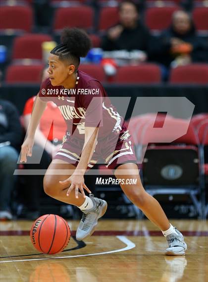 Thumbnail 2 in Winslow vs. Page (AIA 3A Semifinals) photogallery.