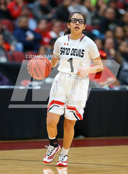 Thumbnail 2 in Winslow vs. Page (AIA 3A Semifinals) photogallery.