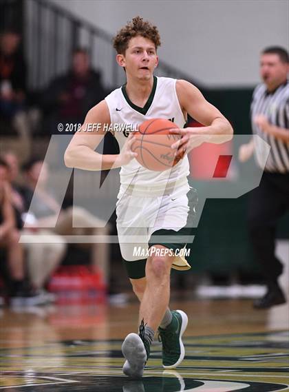 Thumbnail 2 in GlenOak vs. Green photogallery.
