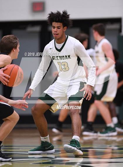 Thumbnail 1 in GlenOak vs. Green photogallery.