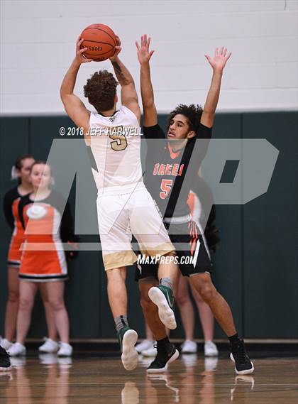 Thumbnail 3 in GlenOak vs. Green photogallery.