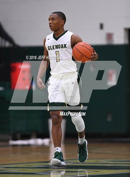 Thumbnail 3 in GlenOak vs. Green photogallery.