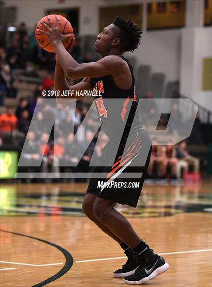 Thumbnail 2 in GlenOak vs. Green photogallery.