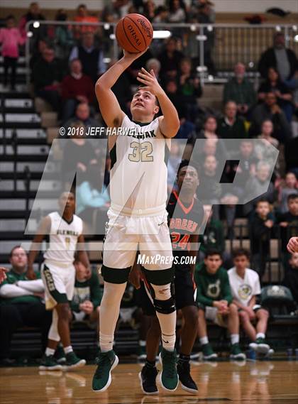 Thumbnail 3 in GlenOak vs. Green photogallery.
