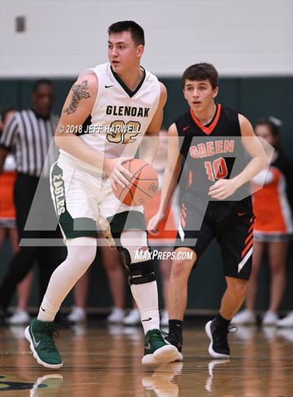 Thumbnail 2 in GlenOak vs. Green photogallery.