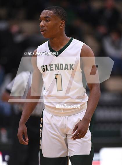Thumbnail 2 in GlenOak vs. Green photogallery.