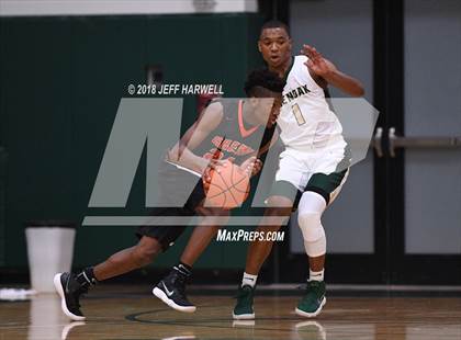 Thumbnail 2 in GlenOak vs. Green photogallery.