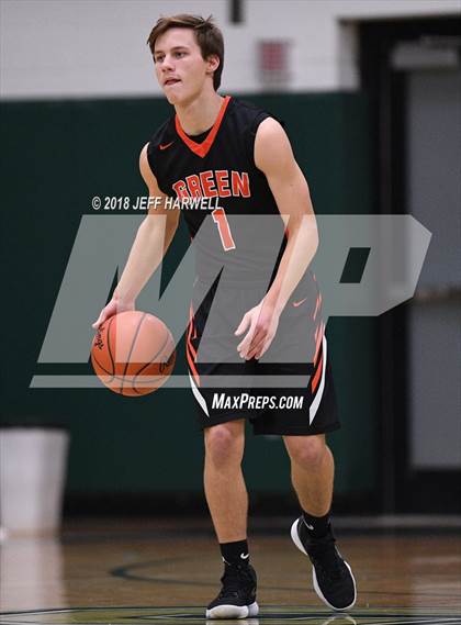 Thumbnail 2 in GlenOak vs. Green photogallery.
