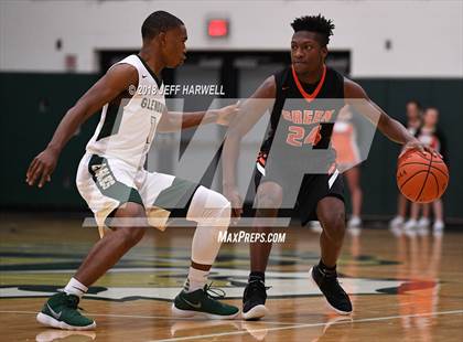 Thumbnail 1 in GlenOak vs. Green photogallery.