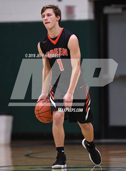 Thumbnail 1 in GlenOak vs. Green photogallery.