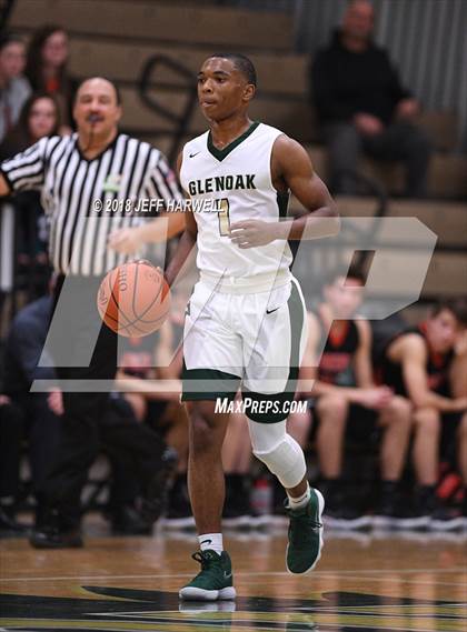 Thumbnail 1 in GlenOak vs. Green photogallery.